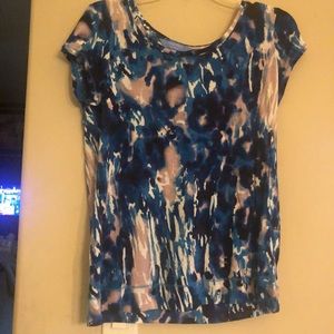 Multicolored tee shirt